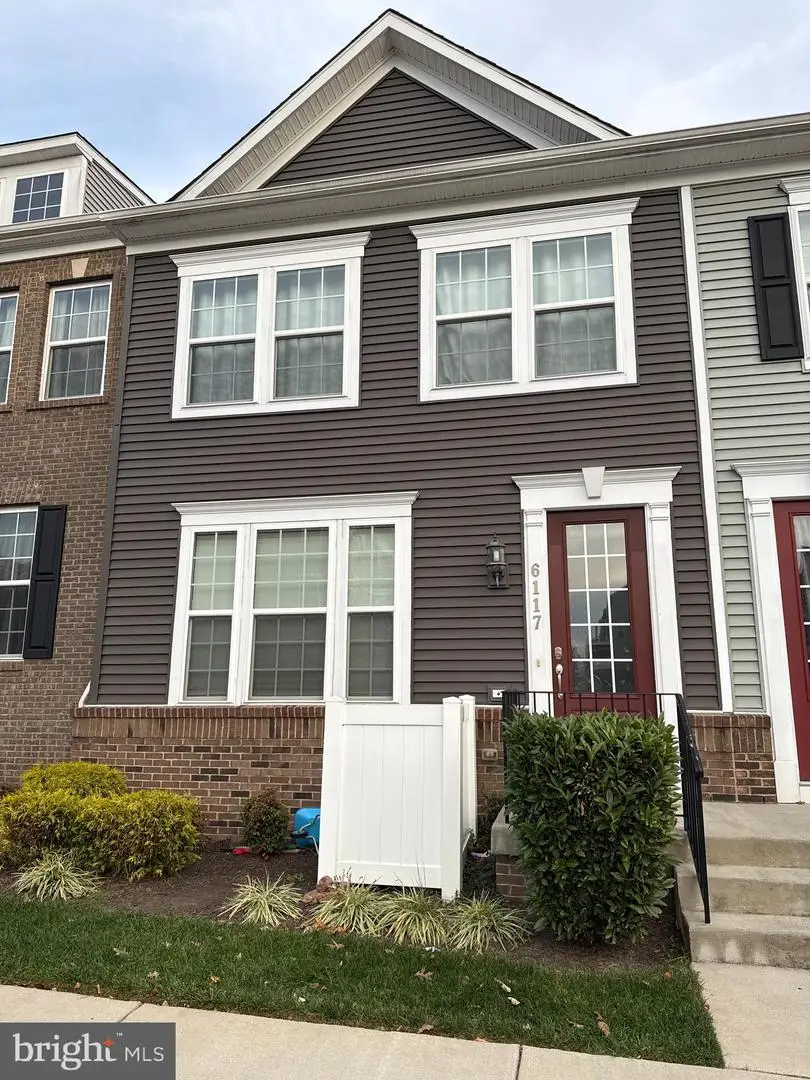 6117 Camerons Ferry Dr, Haymarket, VA 20169 - Image #1