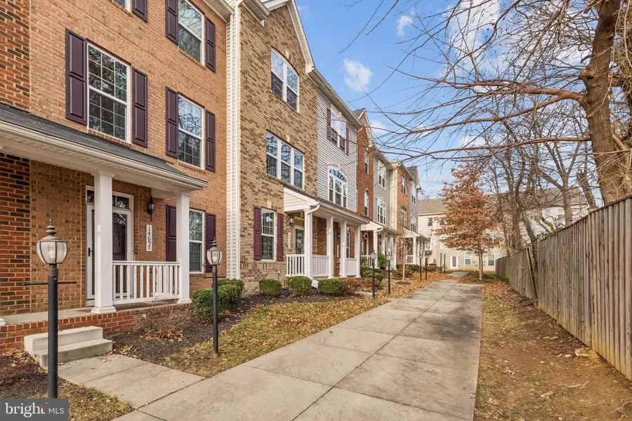 14695 May Oaks Ct, Woodbridge, VA 22191 - Image #2