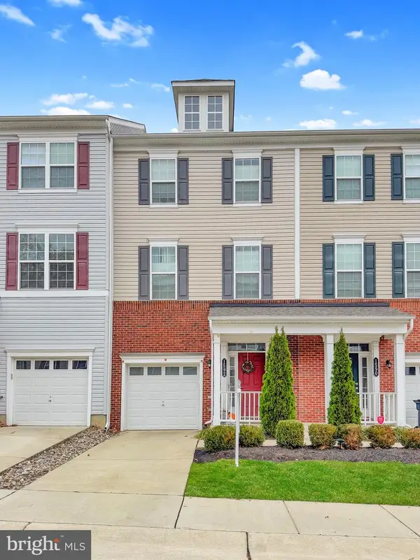1592 Dorothy Ln, WOODBRIDGE, VA 22191