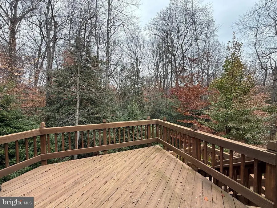 12593 Cricket Ln, Woodbridge, VA 22192 - Image #2