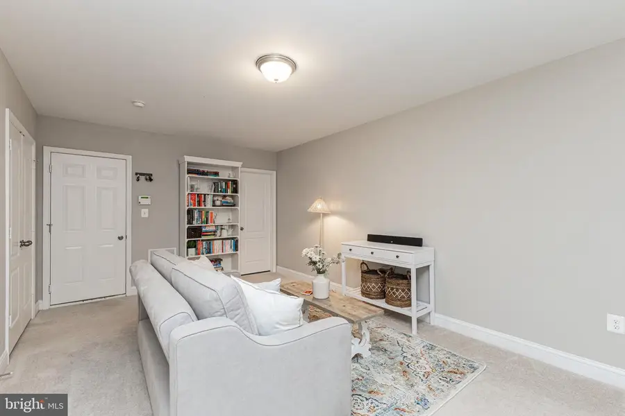 4336 Potomac Highlands Cir #51, Triangle, VA 22172 - Image #2