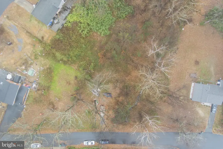 19017 Barnette Cir, Triangle, VA 22172 - Image #2