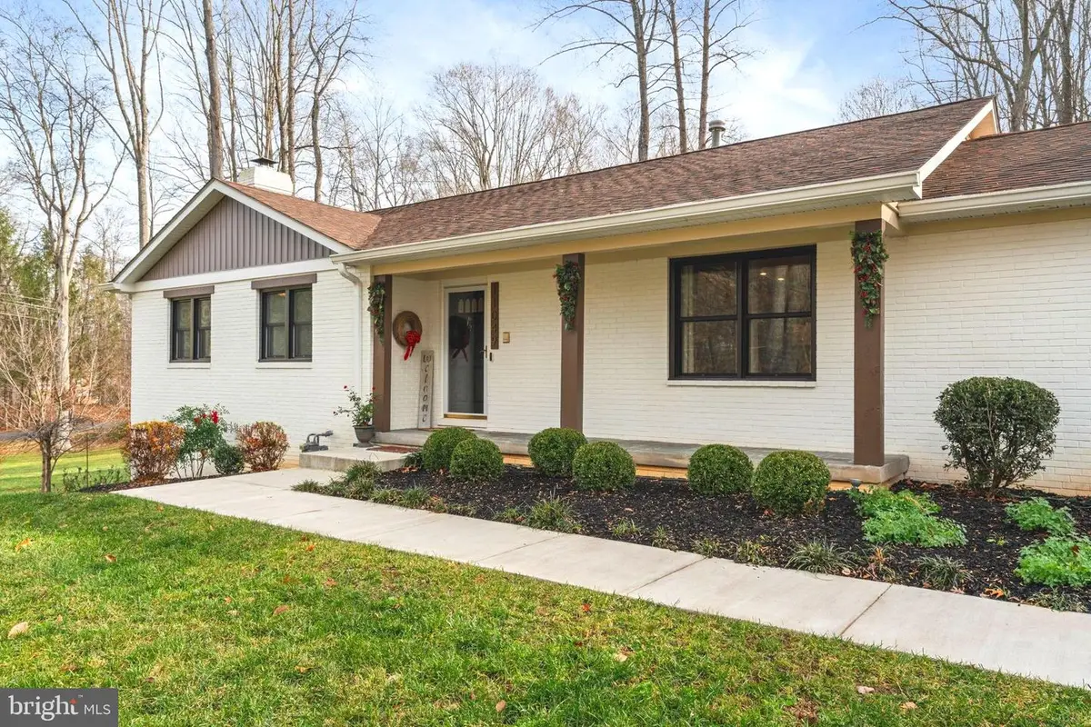 11049 Newood Dr, Manassas, VA 20111 - Image #1