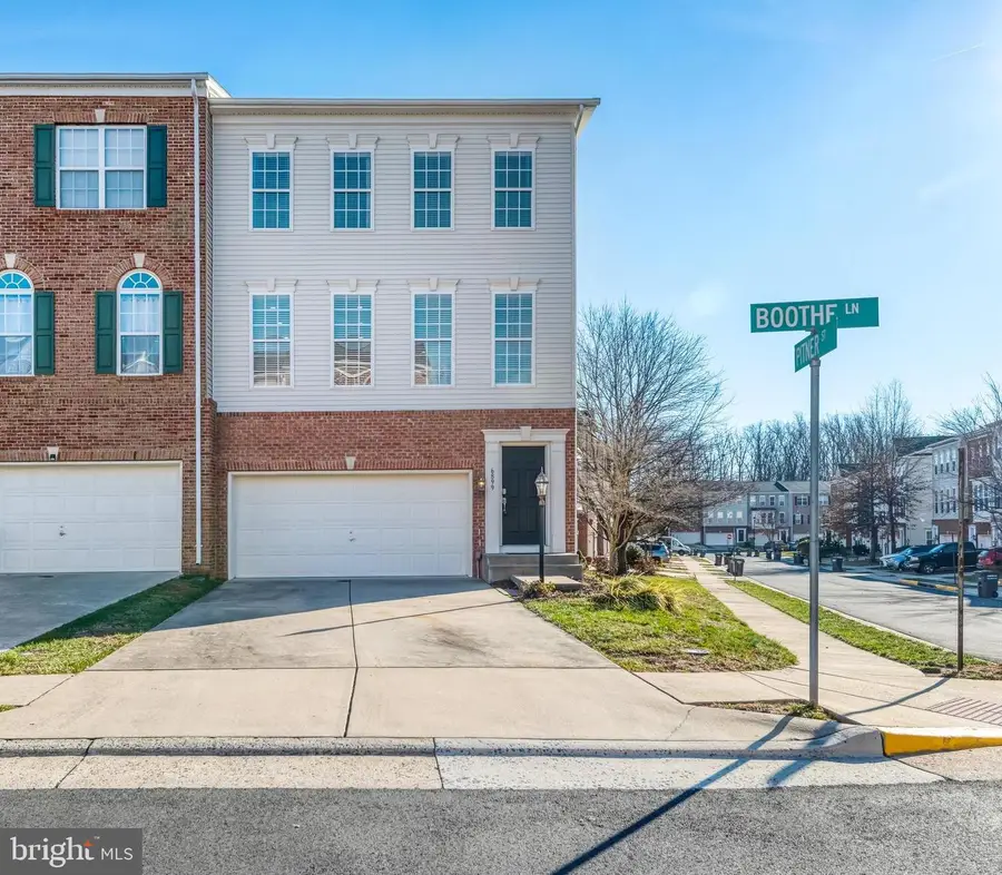 6899 Boothe Ln, Haymarket, VA 20169 - Image #2