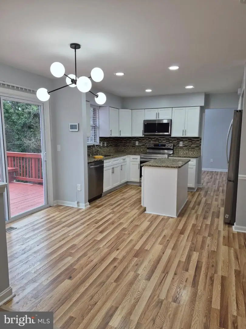 15709 Beau Ridge Dr, Woodbridge, VA 22193 - #2