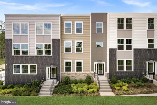 16992 Alicia Ave, DUMFRIES, VA 22026