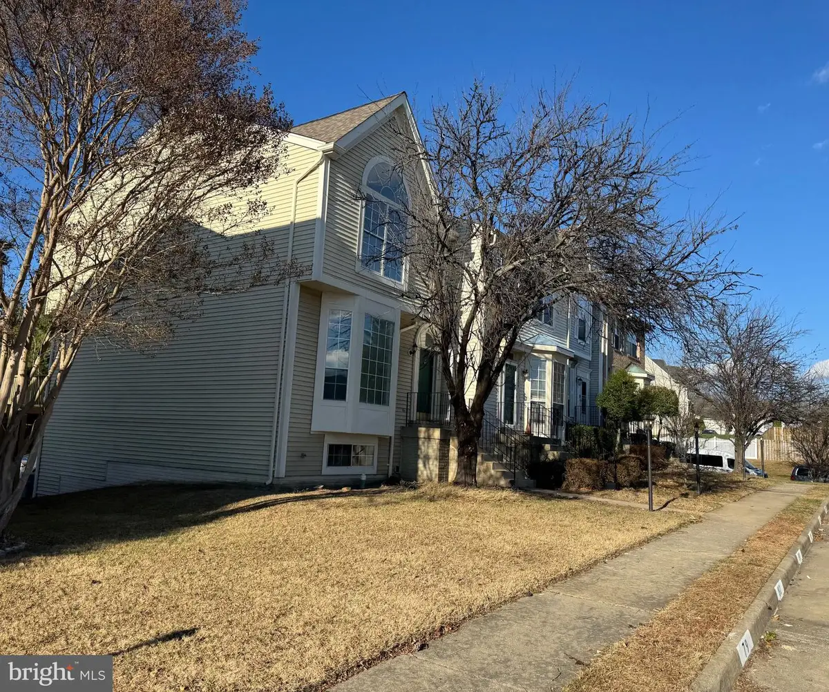 17306 Rocky Mount Ln, Dumfries, VA 22026 - Image #1