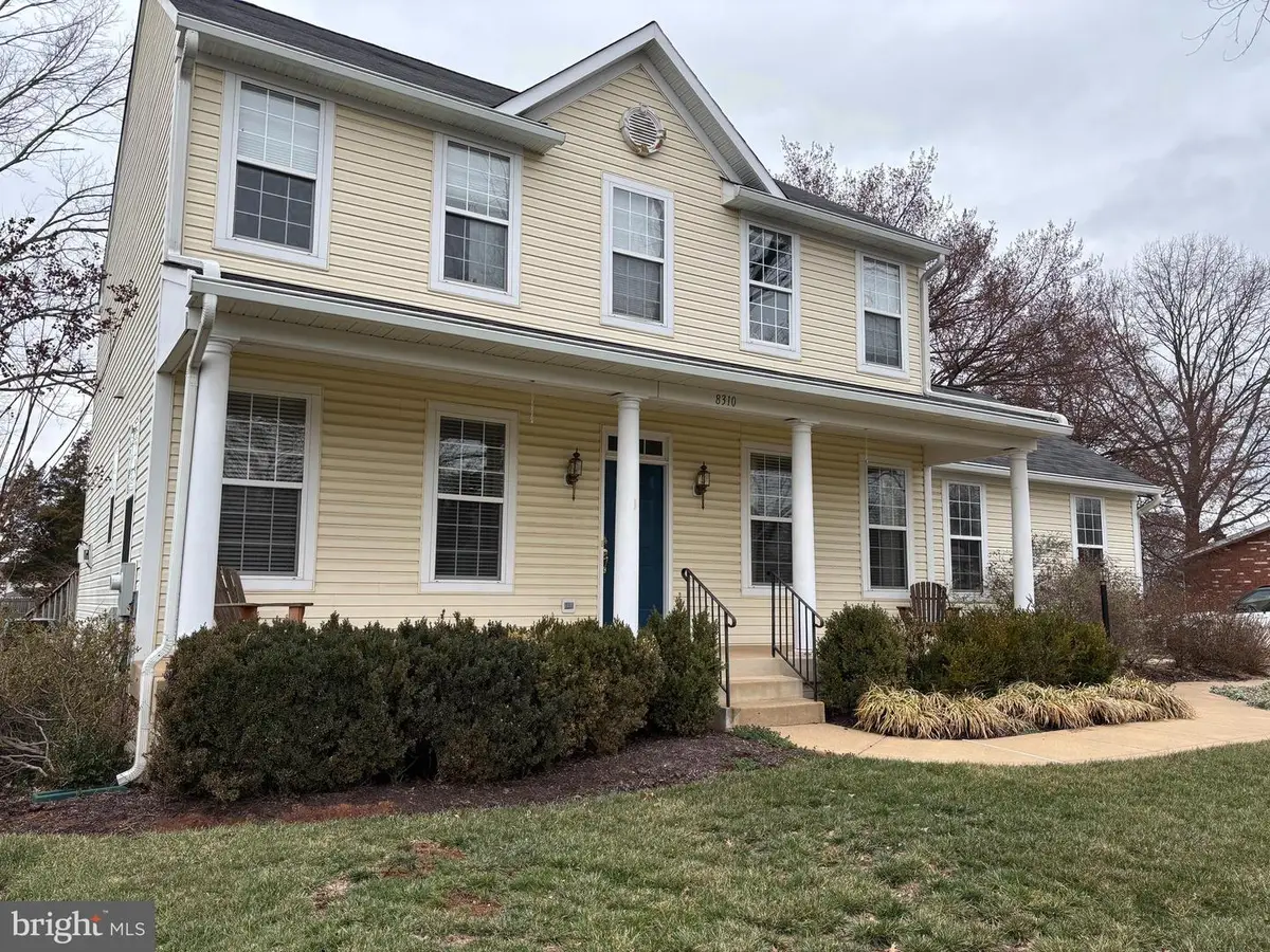 8310 Rolling Rd, Manassas, VA 20110 - Image #1