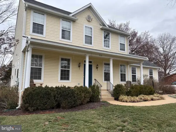 8310 Rolling Rd, MANASSAS, VA 20110