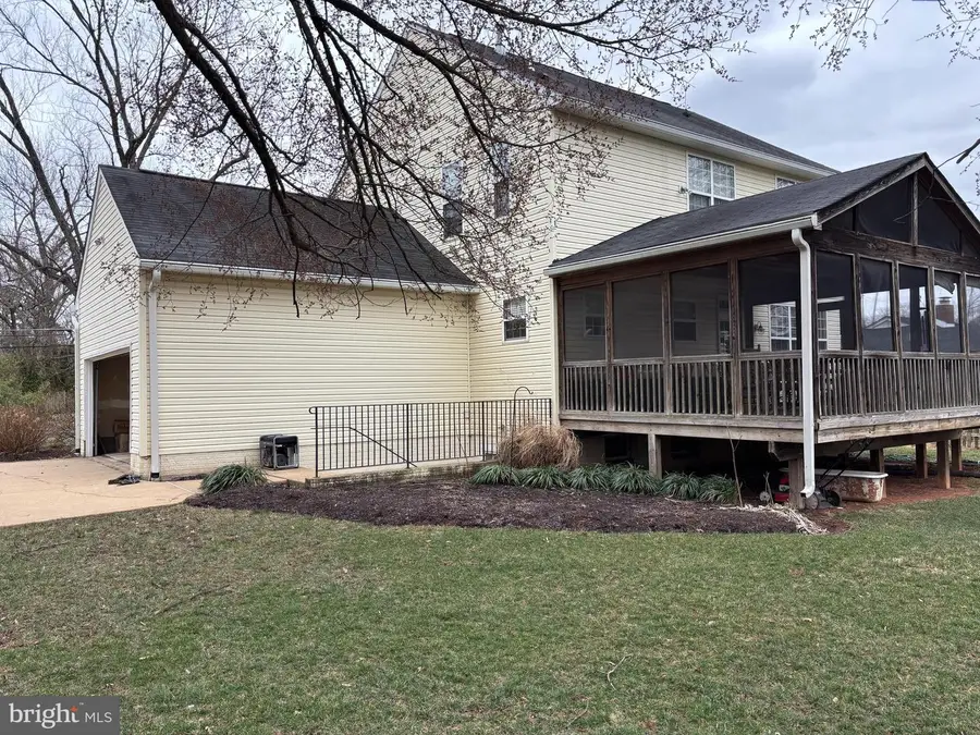 8310 Rolling Rd, Manassas, VA 20110 - Image #3