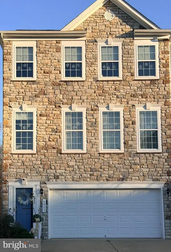 6823 Bryson Cir, HAYMARKET, VA 20169