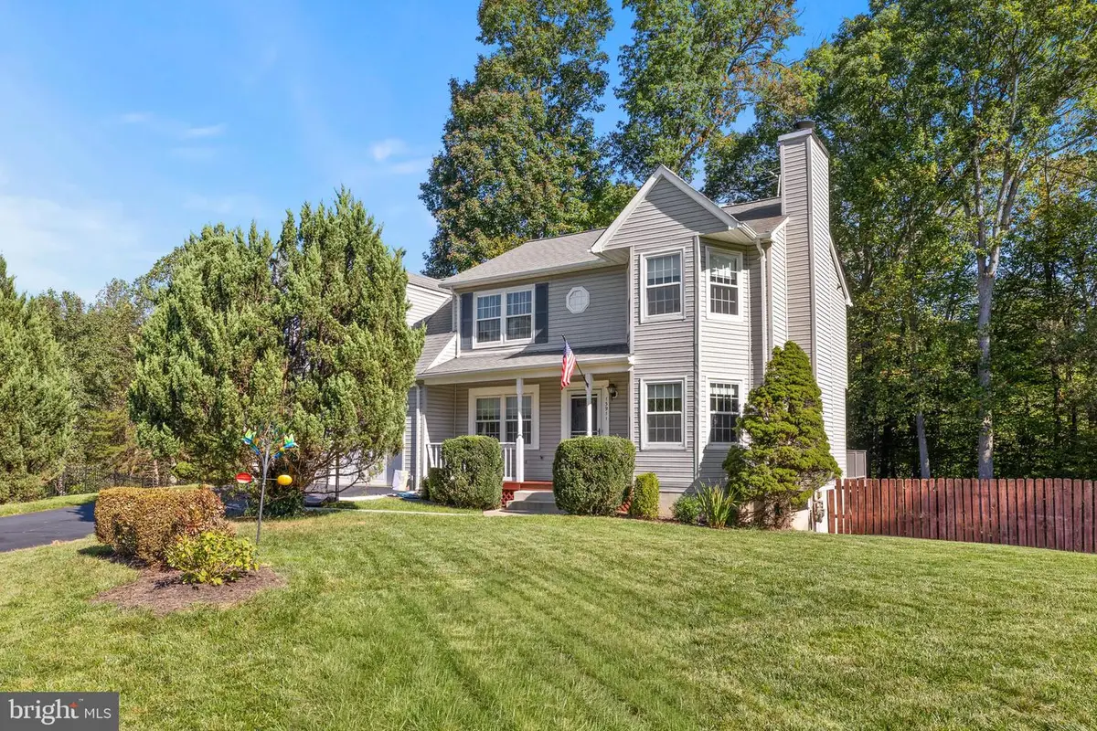 13911 Ruler Ct, Woodbridge, VA 22193 - Image #1