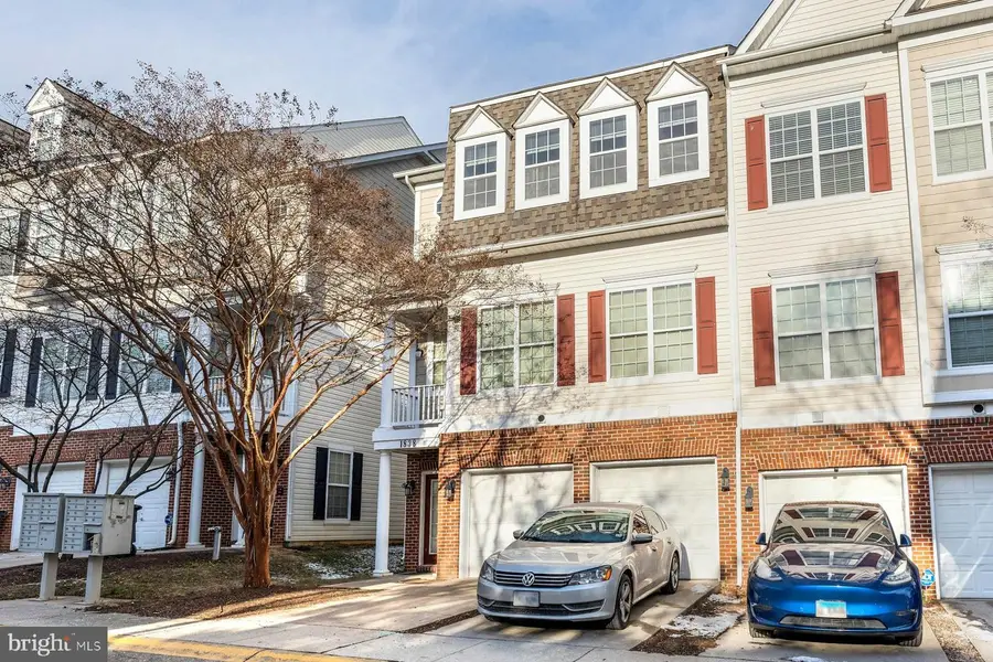 1838 Cedar Cove Way #201, Woodbridge, VA 22191 - Image #2