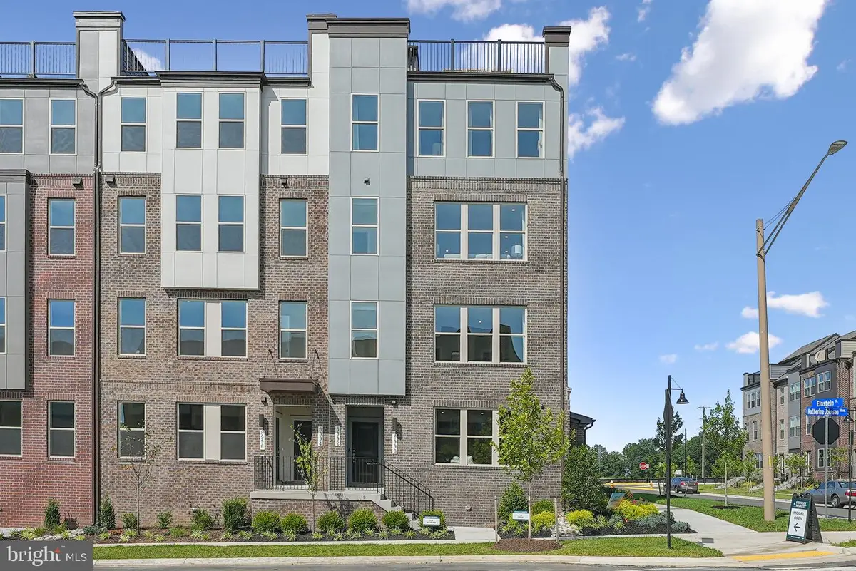 8638 Lovelace St, Manassas, VA 20109 - Image #1