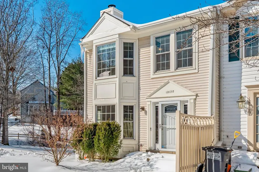 12138 Salemtown Dr, Woodbridge, VA 22192 - #3