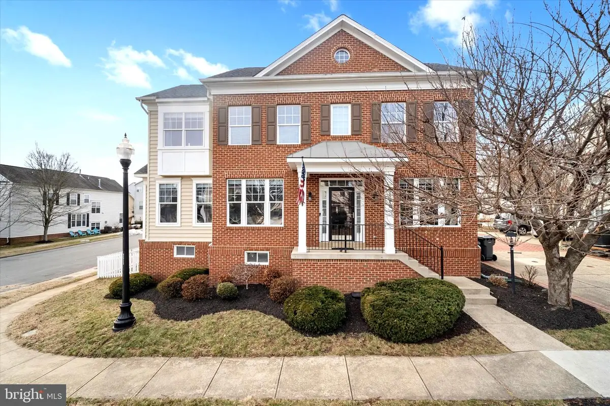 8896 Song Sparrow Dr, Gainesville, VA 20155 - #1