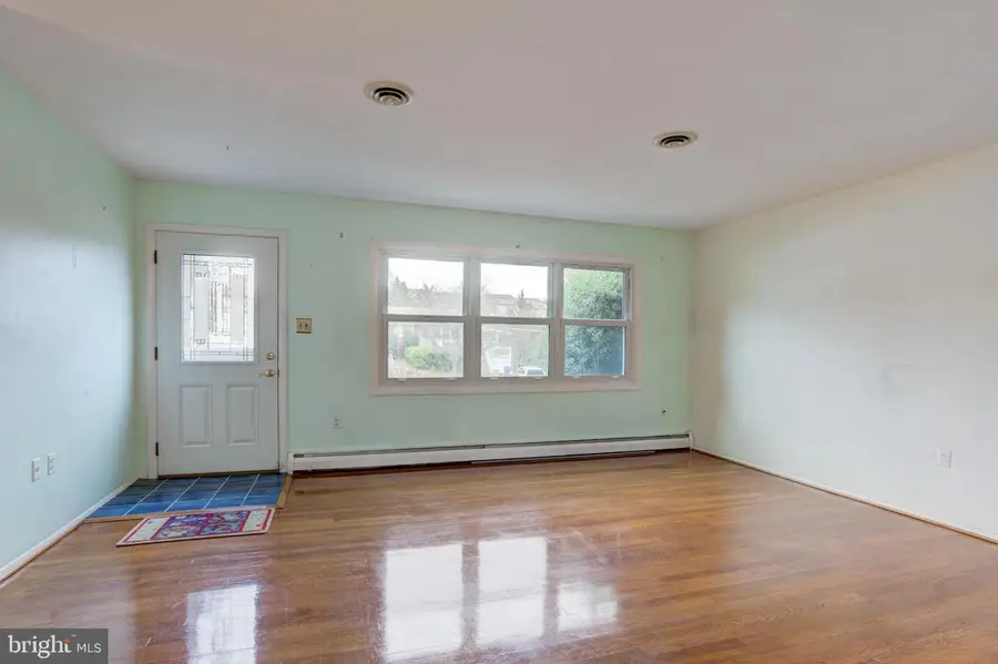 1905 Richmond Ave, Woodbridge, VA 22191 - Image #3