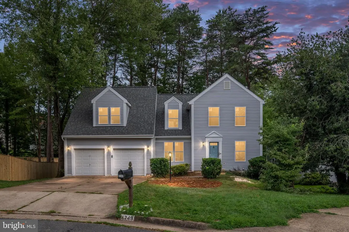 4749 Shadow Oak Ct, Dumfries, VA 22025 - #1