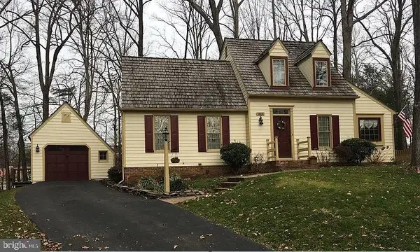 15461 Golf Club Dr, DUMFRIES, VA 22025