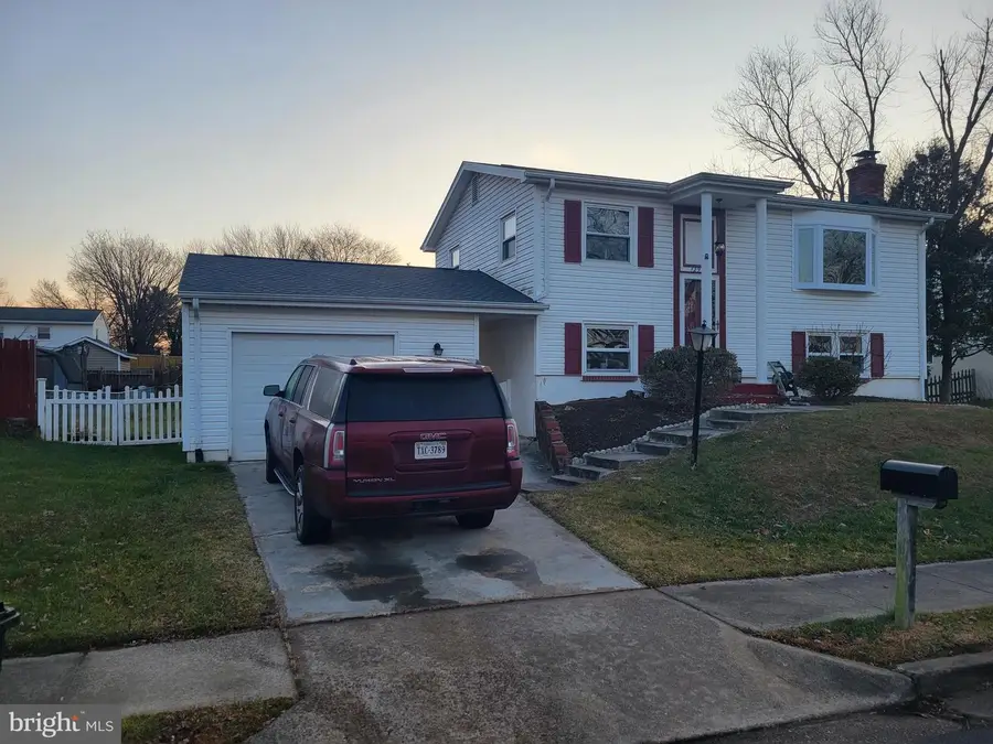 12923 Kerrydale Rd, Woodbridge, VA 22193 - Image #2