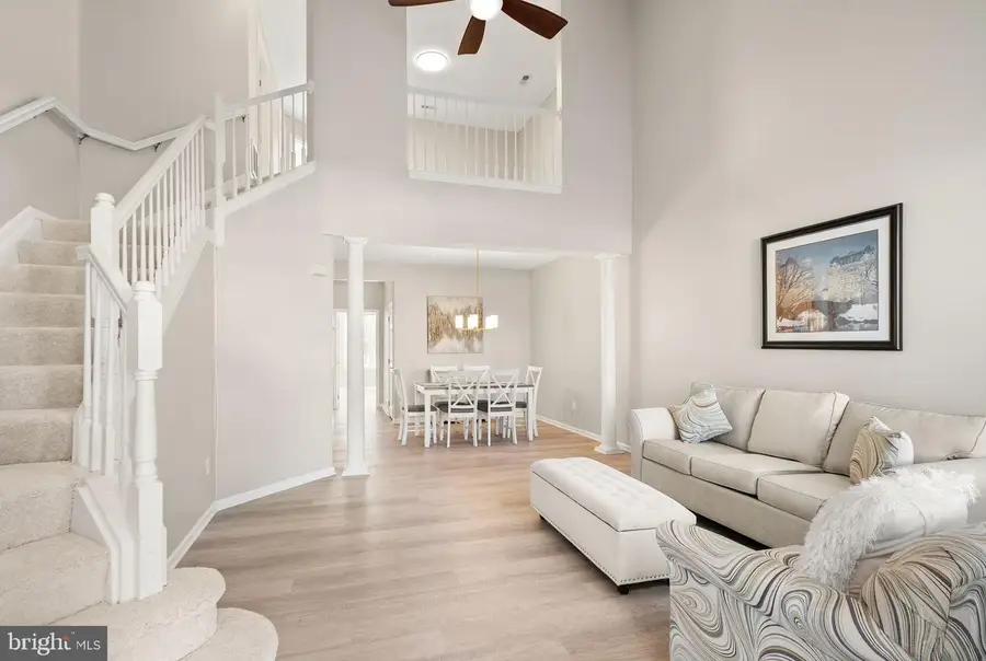 6932 Walnut Hill Dr, Gainesville, VA 20155 - #3