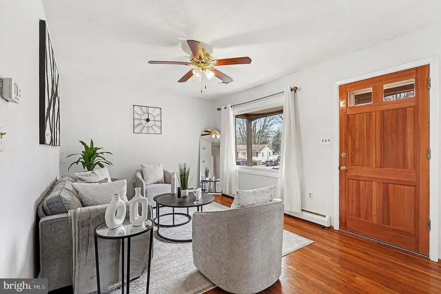 14347 Belleville Ave, Woodbridge, VA 22193 - Image #3