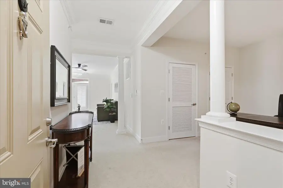 7055 Heritage Hunt Dr #311, Gainesville, VA 20155 - #3