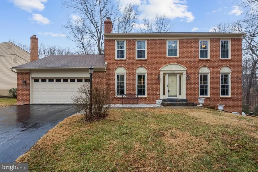 4464 Briton Ct, Woodbridge, VA 22192 - #2