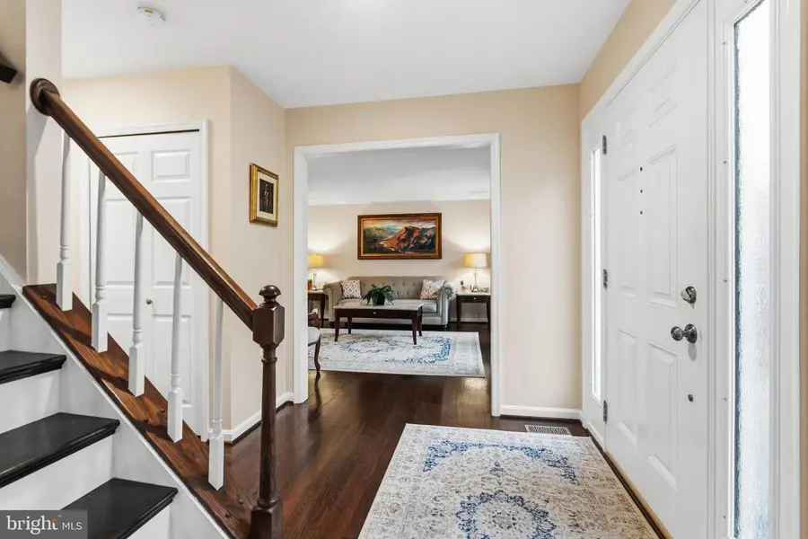 4464 Briton Ct, Woodbridge, VA 22192 - #3