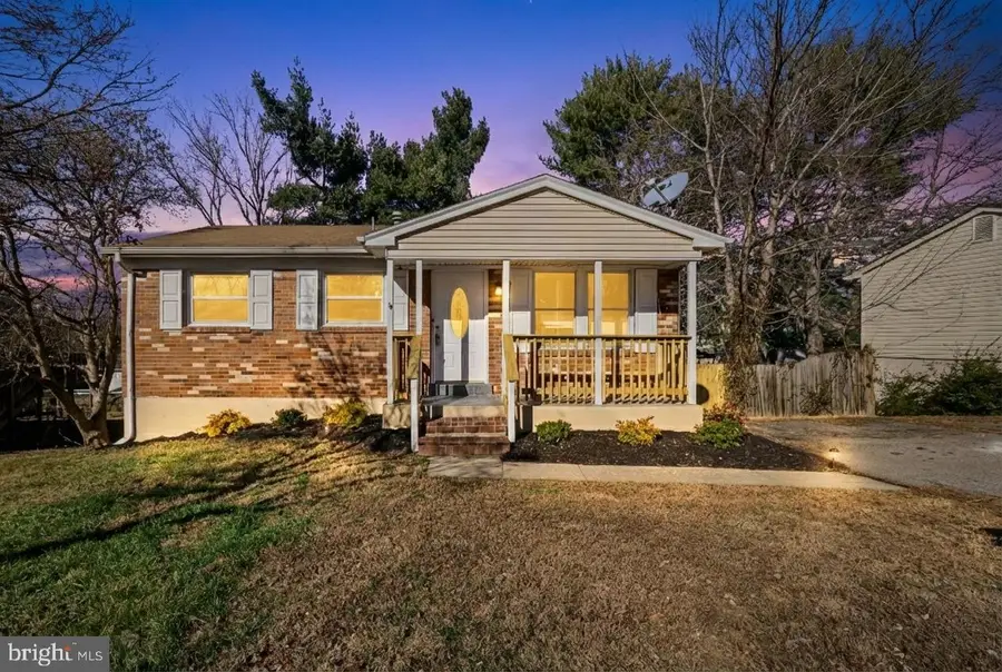 4502 Kentmore Dr, Woodbridge, VA 22193 - Image #2