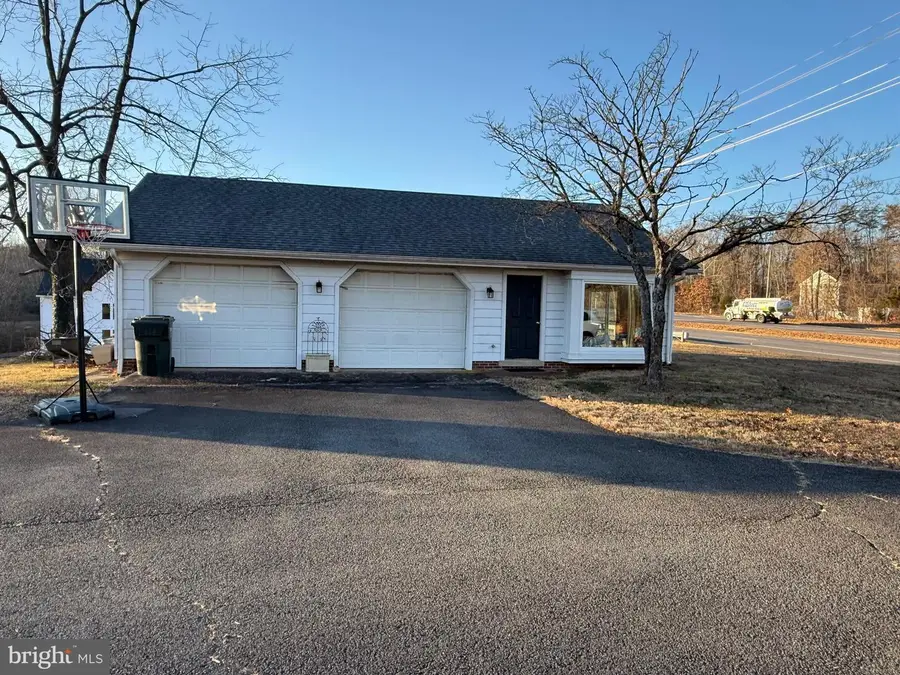 11719 Dumfries Rd, Manassas, VA 20112 - #2