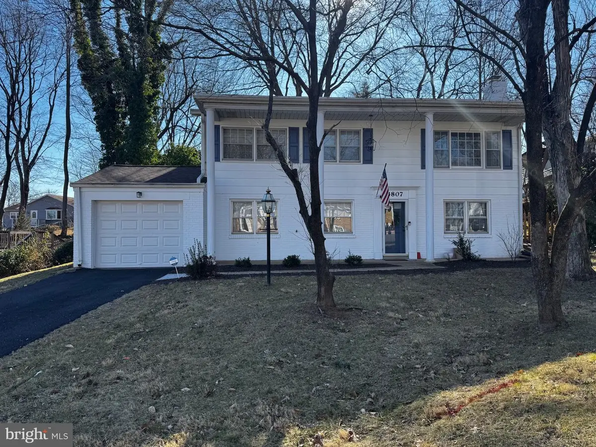 4807 Kellogg Dr, Woodbridge, VA 22193 - #1