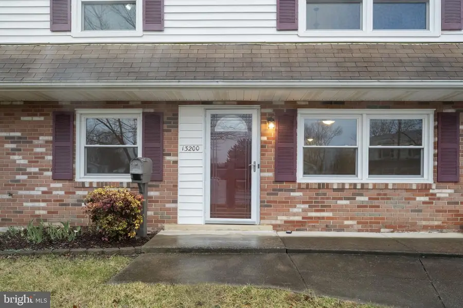 13200 Hawthorn Ln, Woodbridge, VA 22193 - Image #3