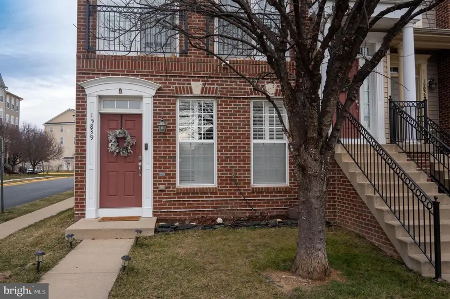 15839 John Diskin Cir, Woodbridge, VA 22191 - Image #3