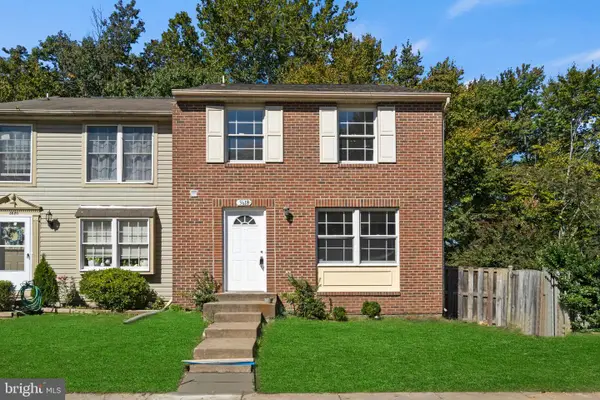 3618 Wharf Ln, TRIANGLE, VA 22172