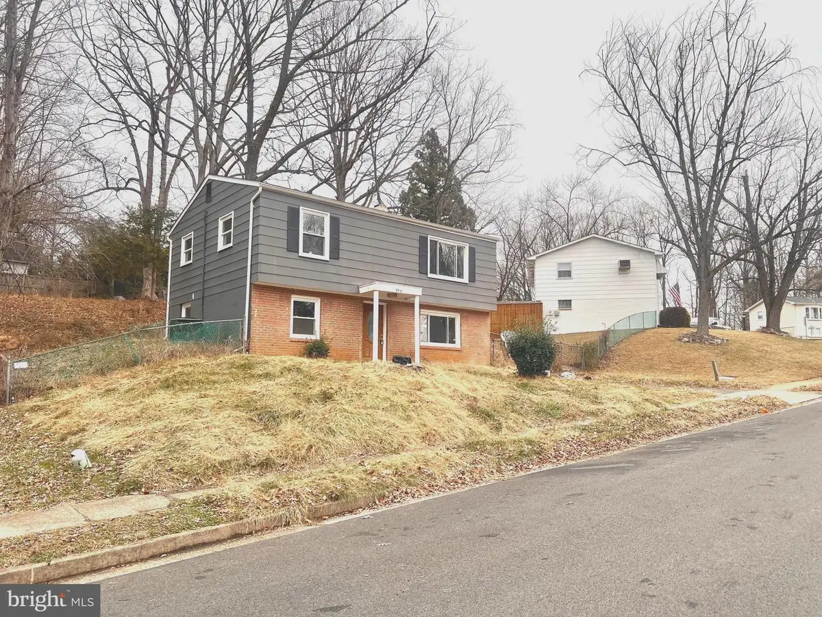 3910 Findley Rd, Woodbridge, VA 22193 - #1