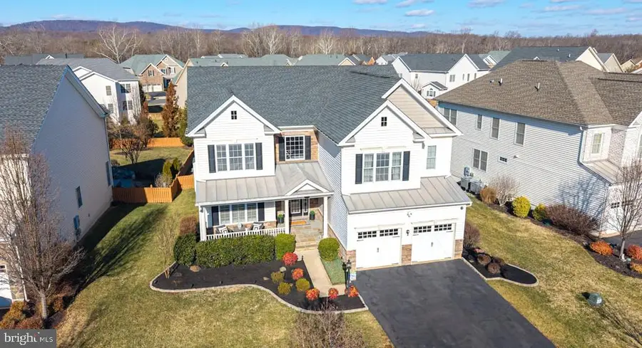 5516 Blackburns Ford Ct, Haymarket, VA 20169 - Image #2