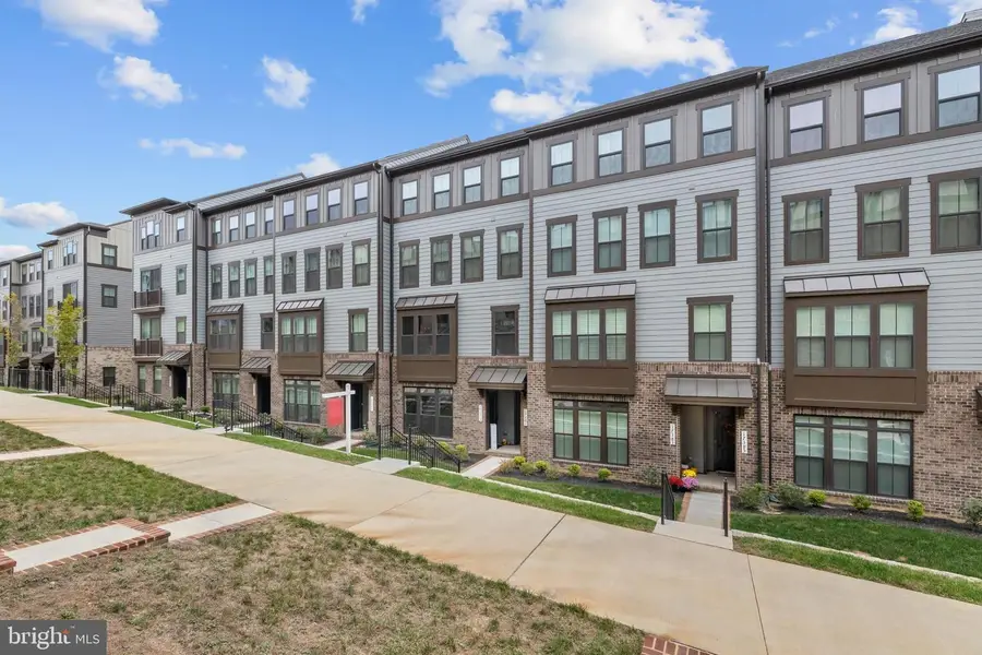 17379 Harrison Ridge Dr, Dumfries, VA 22026 - #2