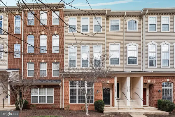 15246 Rosemont Manor Dr, HAYMARKET, VA 20169