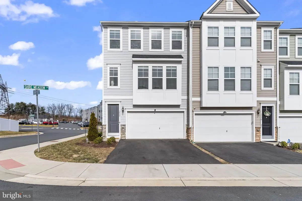 3992 Shire Meadow Ln, Triangle, VA 22172 - Image #1