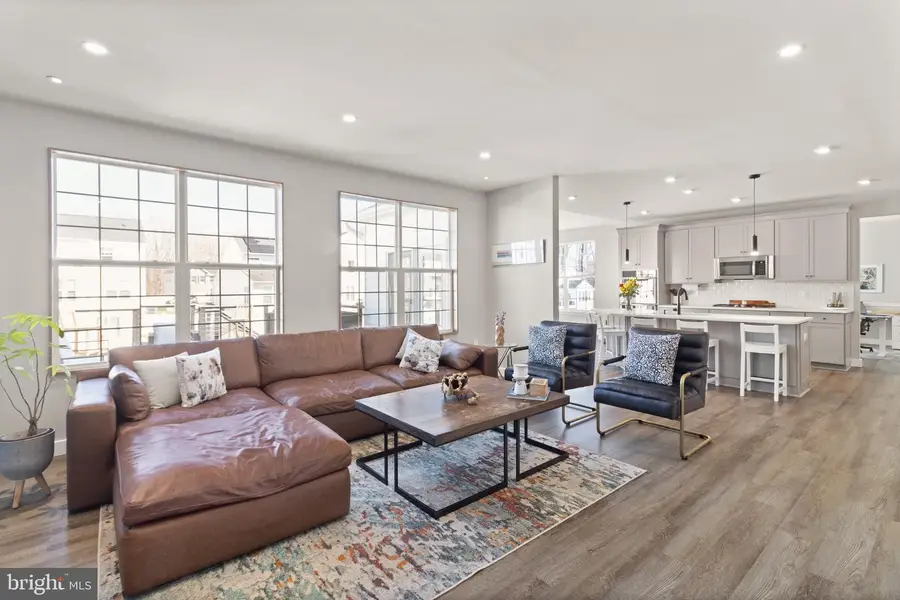 15911 Aerial View Rd, Woodbridge, VA 22193 - #2