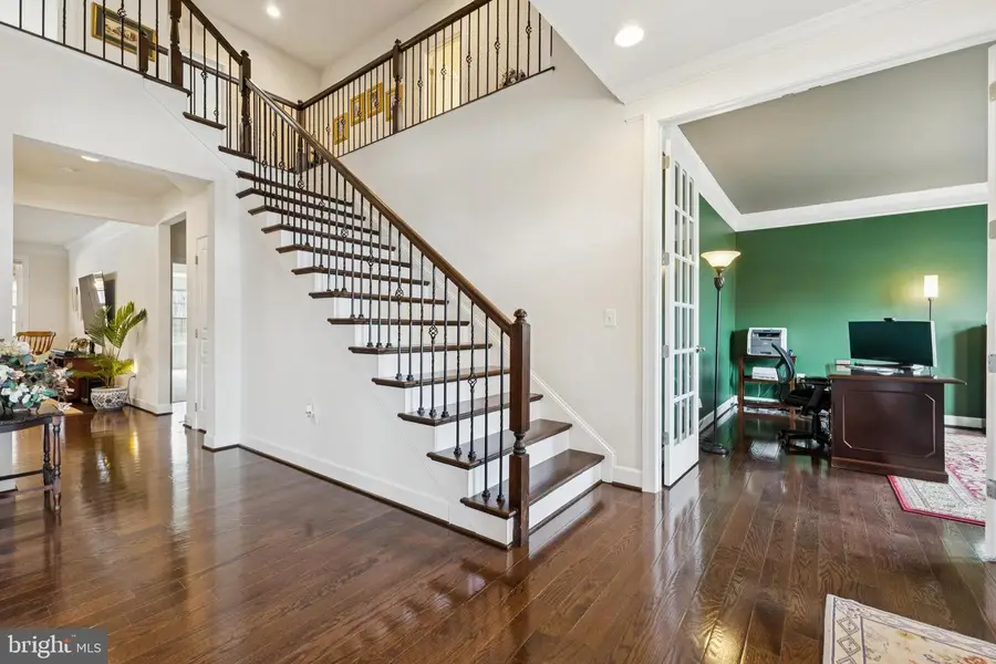 9940 Summerwood Dr, Manassas, VA 20111 - #3