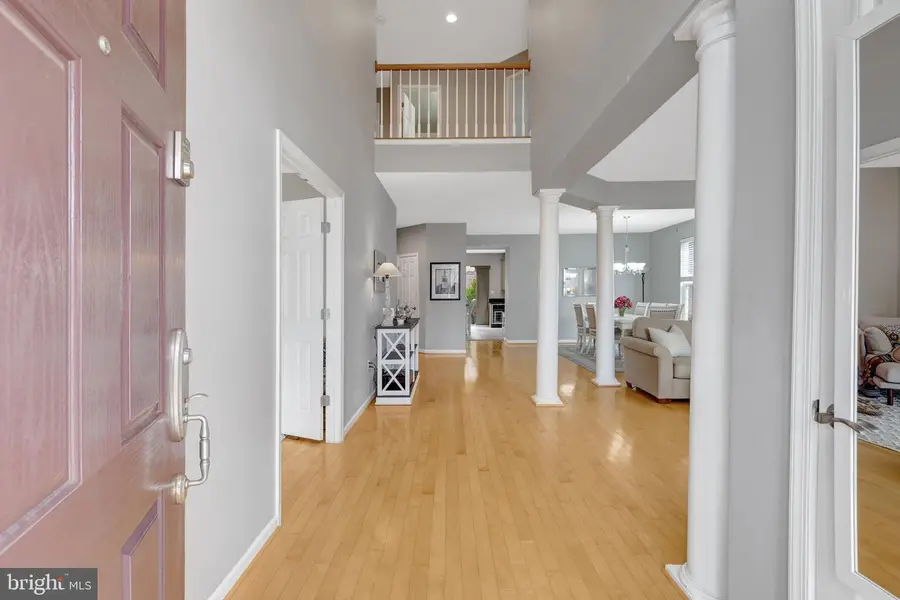 8360 Tenbrook Dr, Gainesville, VA 20155 - #2