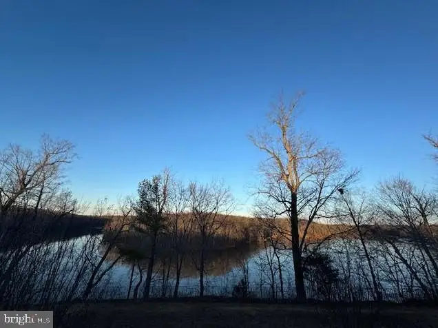 11525 Bertram St, Woodbridge, VA 22192 - #2