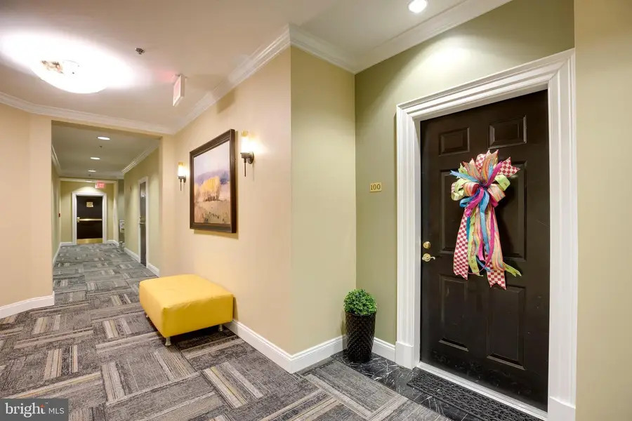485 Harbor Side St #100, Woodbridge, VA 22191 - #2
