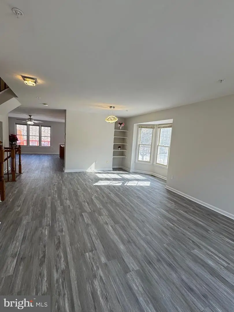 3982 Brussels Way, Woodbridge, VA 22192 - #2