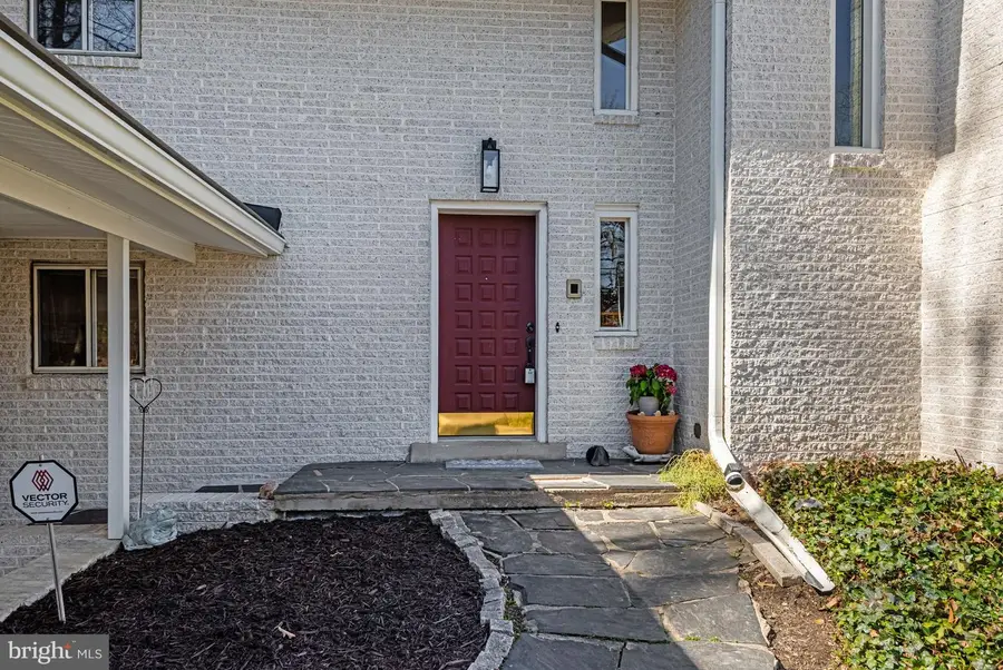 3202 Riverview Dr, Triangle, VA 22172 - #3