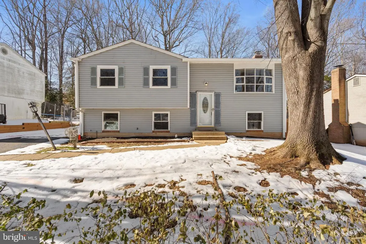 14262 Princedale Dr, Woodbridge, VA 22193 - #1