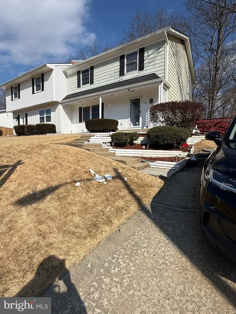 12661 Valleywood Dr, Woodbridge, VA 22192 - #2