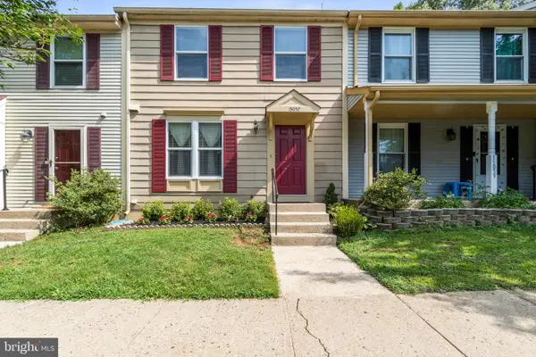 15057 Mill Spring Dr, DUMFRIES, VA 22025